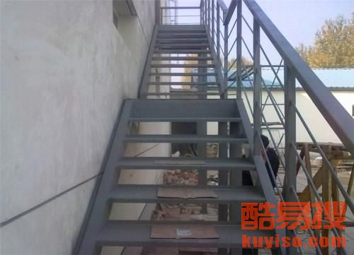 北京朝陽(yáng)區(qū)專業(yè)鋼結(jié)構(gòu)閣樓搭建與隔層制作公司